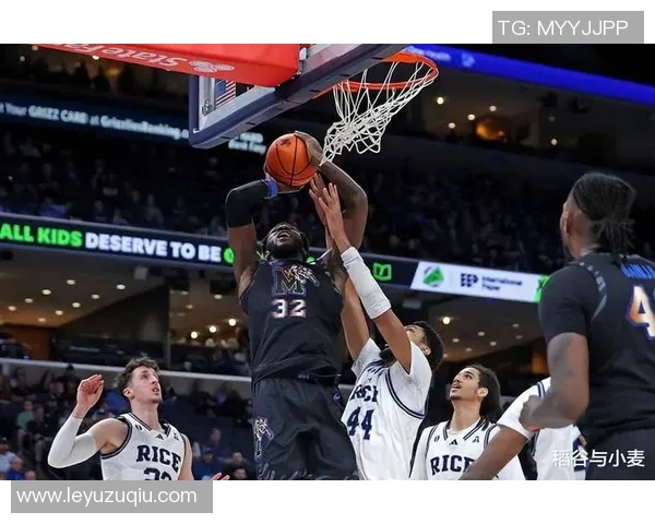 浓眉称赞内姆哈德表现出色落选秀逆袭成球队重要一员